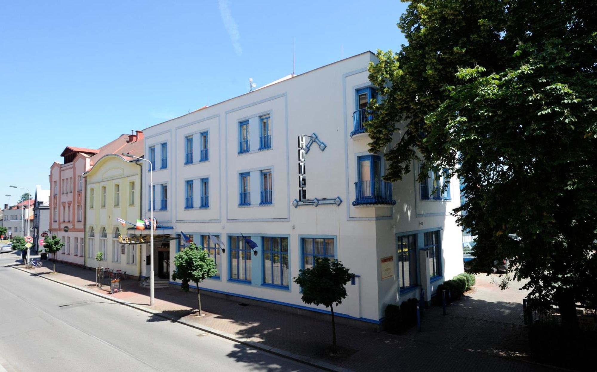 Zlatá štika Hotel 3*